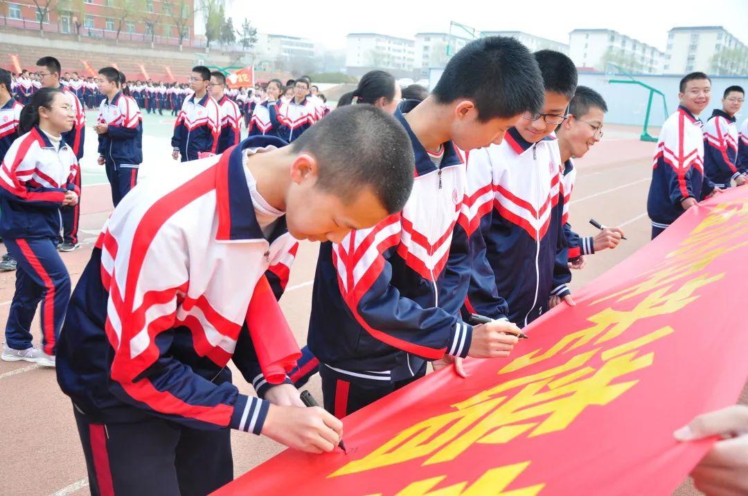 2021最新新闻热点事件深度解析，全面揭示事件背后的真相