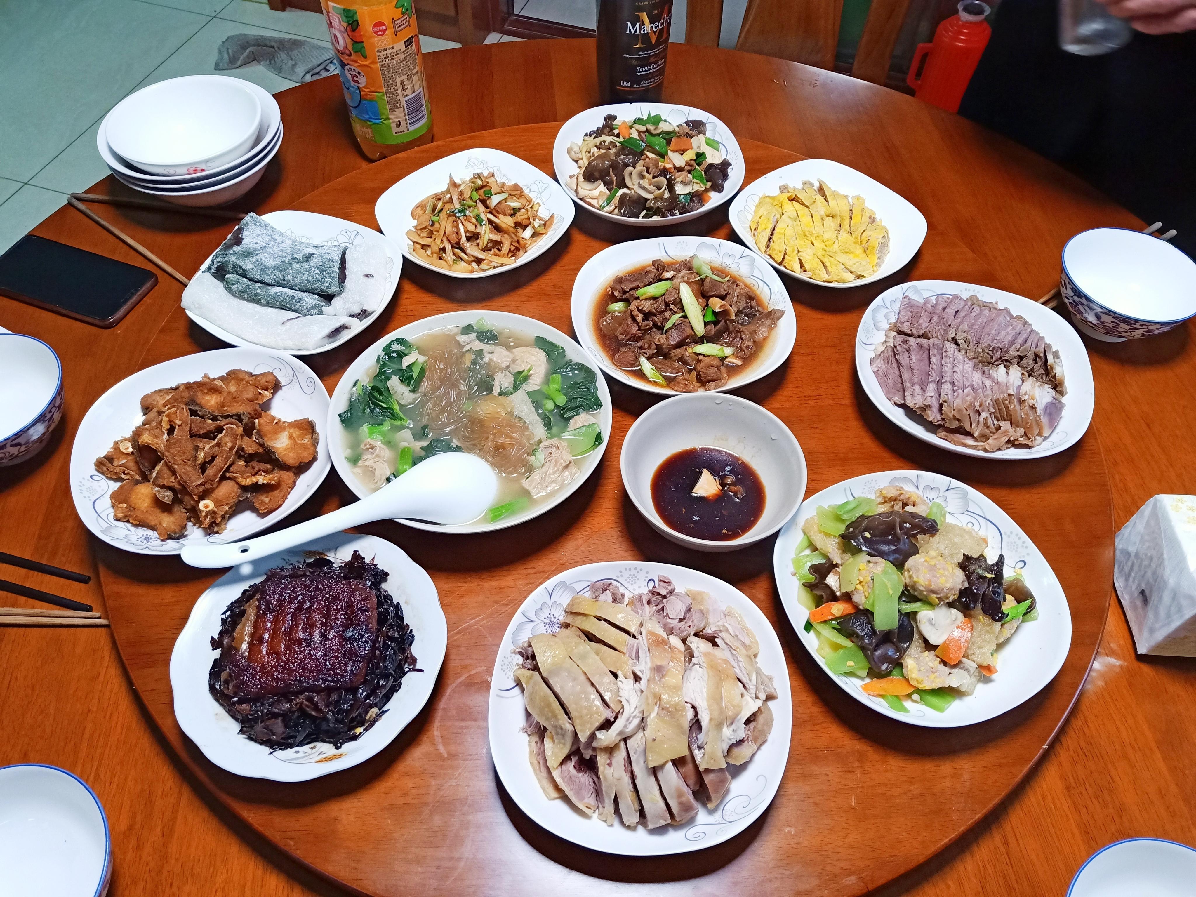 最新家常菜菜谱大揭秘，美食制作一网打尽！