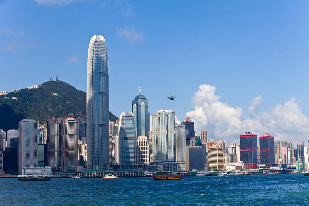 最新贸易市场焦点，高科技产品重塑贸易格局，引领未来生活新潮