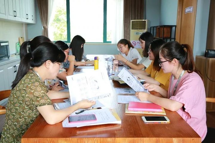 德丽莎最新动态，多维度视角下的深度探讨与分析