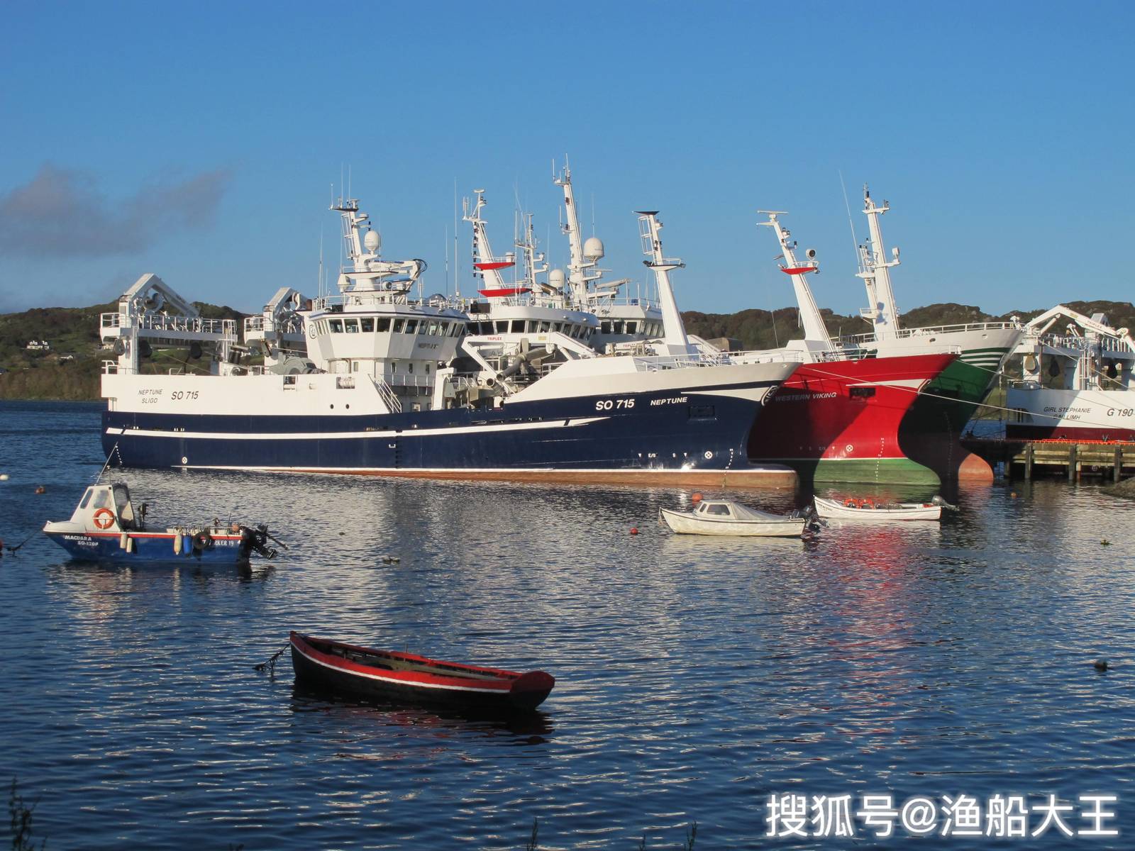 大陆渔船最新动态，轻松探索自然美景的航行之旅