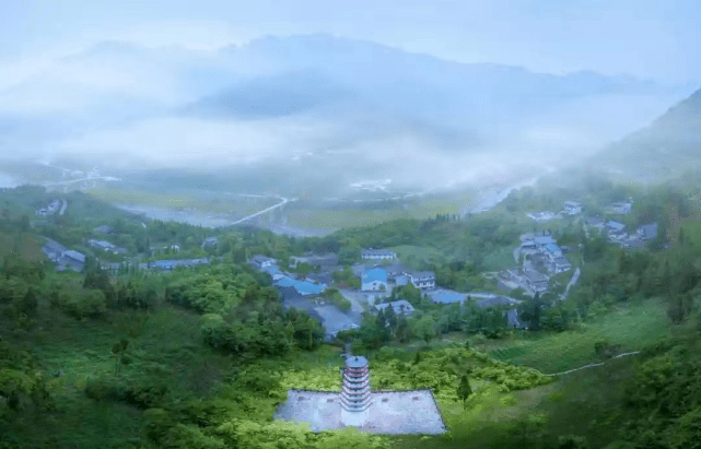 内丘易地搬迁最新动态，探索自然美景的旅行，寻求内心平和的搬迁之旅