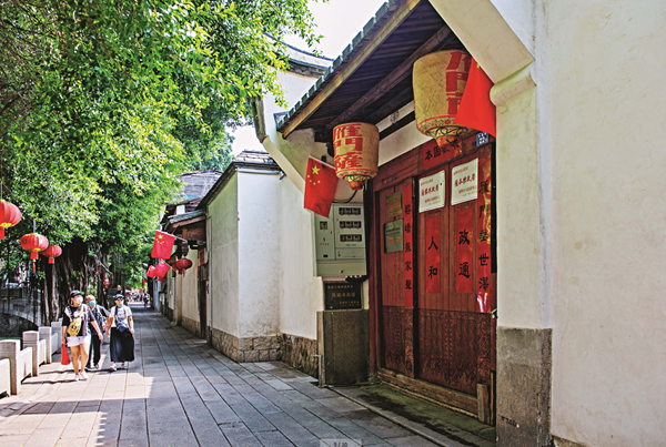 冼村改造最新动态，巷弄风情与隐藏小店的独特魅力