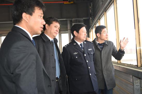 吴忠华厅长最新动态，小巷深处的独特风味探秘之旅