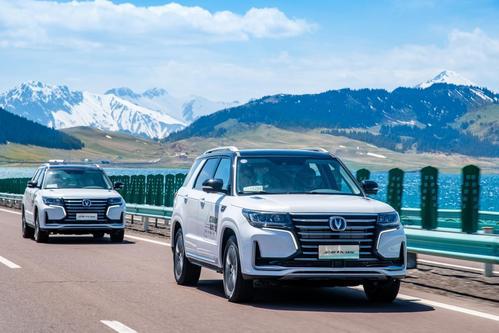 长安最新款SUV CS95，与自然共舞之旅的奇妙探索